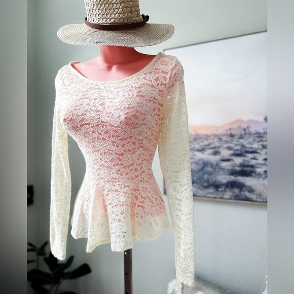 Heaven Sent delicate beauty sheer floral lace peplum glowing ivory top - Picture 1 of 5